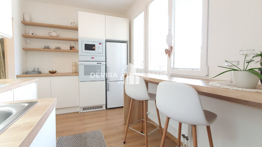PREDANÉ - Kompletne rekonštruovaný 1i byt , ul. Lazovná - 32,02m2