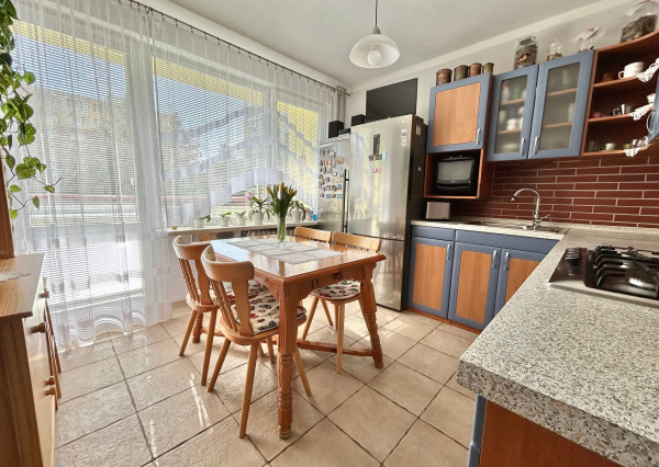 Priestranný 3i byt s tromi loggiami v RS - 107,46 m²